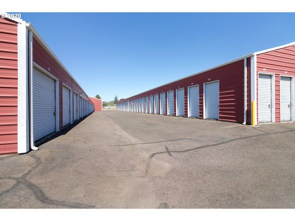 5060 Grange Rd, Roseburg, OR 97471